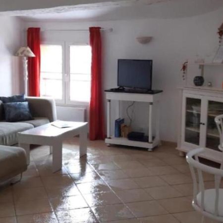 Duplex De Charme Avec Terrasse Au Coeur Du Village Lorgues Exteriör bild